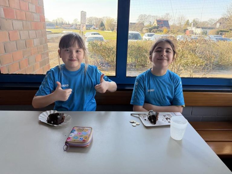 26-03-18 15-24-09 0225