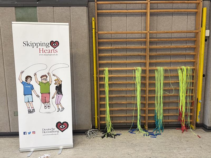 Mehr über den Artikel erfahren Skipping Hearts